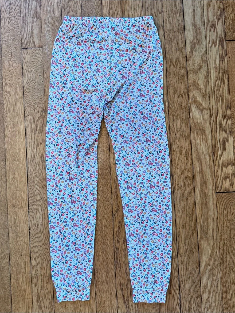 Quince Girls Bamboo Long Sleeve and Pant Pajama Set Size 8 “Ditsy Floral”